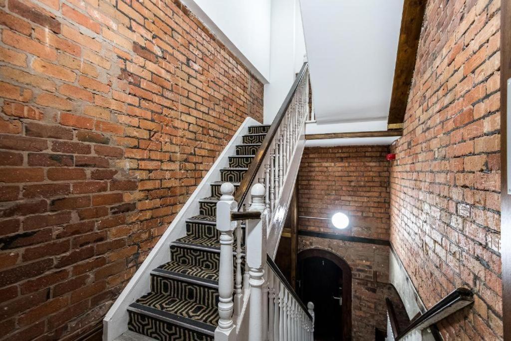 27 Stanley Street Aparthotel By Ustay Liverpool Exterior foto
